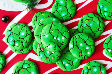 Grinch Crinkle Cookies